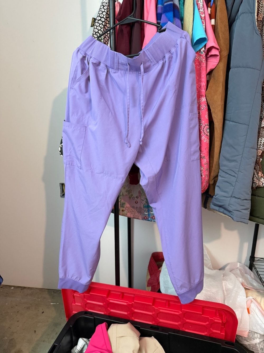 Pandamed scrubs size xl, joggers, no flaws